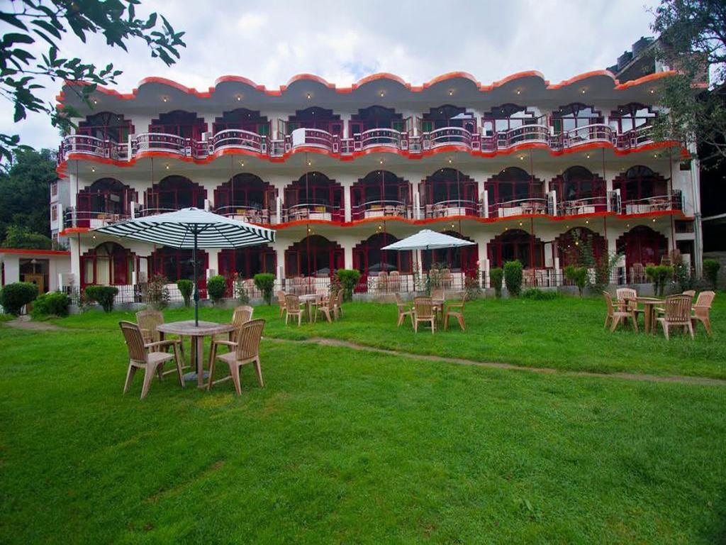Himanshu Resorts Manāli Exteriör bild